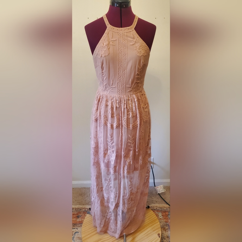 Alter'd State Blush Lace Embroidered Halter Maxi Dress Sz S